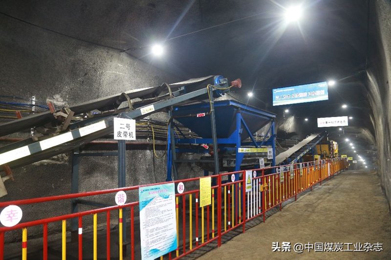矸石充填开采